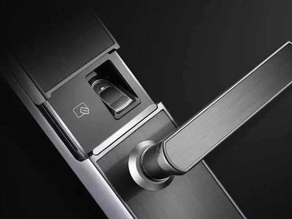 大连24小时上门开锁公司