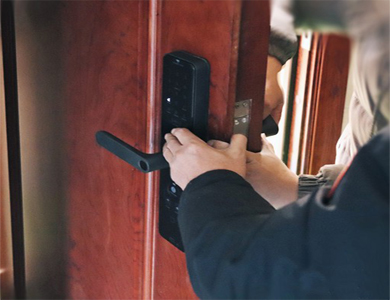 大连24小时上门开锁公司